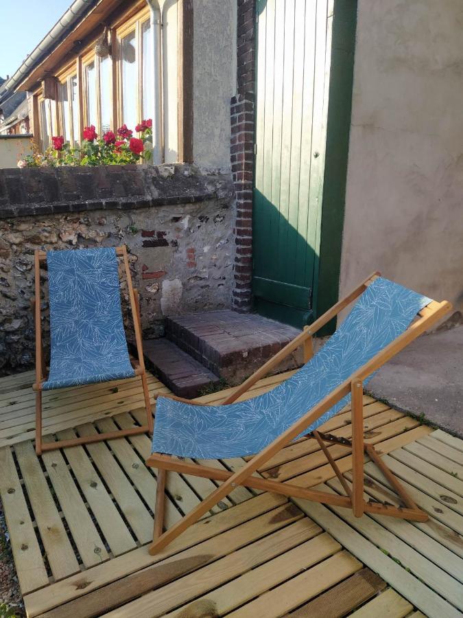 Le Nid Normand Avec Terrasse - Stationnement Facile Et Gratuit - 5 Min Seine Daire Deville-les-Rouen Dış mekan fotoğraf