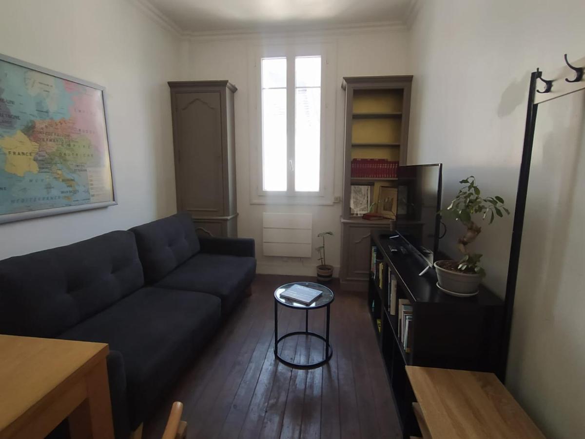 Le Nid Normand Avec Terrasse - Stationnement Facile Et Gratuit - 5 Min Seine Daire Deville-les-Rouen Dış mekan fotoğraf