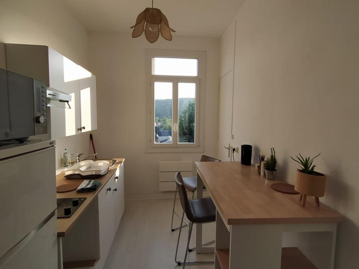 Le Nid Normand Avec Terrasse - Stationnement Facile Et Gratuit - 5 Min Seine Daire Deville-les-Rouen Dış mekan fotoğraf